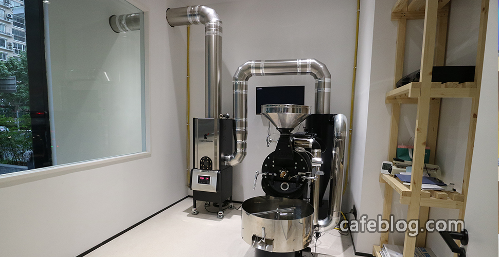 FUJIROYAL 富士皇家咖啡烘焙机 后燃机 安装案例 - 上海逗馆咖啡（2）